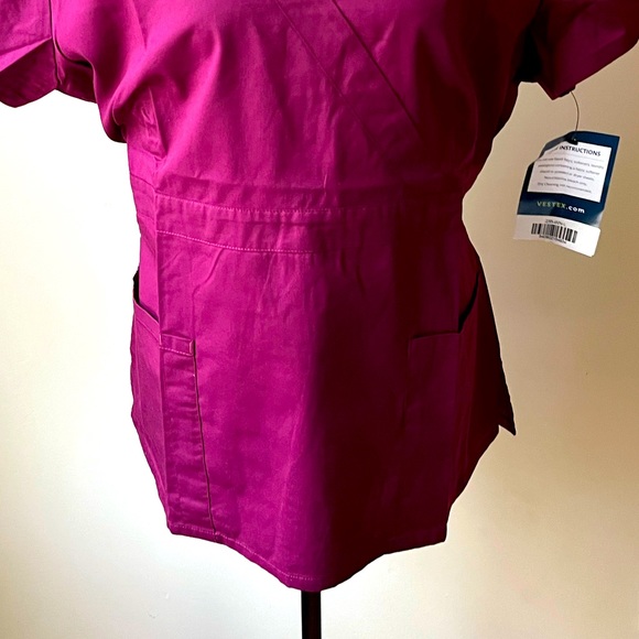 NWT Vestex Scrub Top - Picture 2 of 5